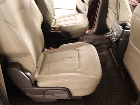 Used 2021 Ford Expedition Max Limited image 16