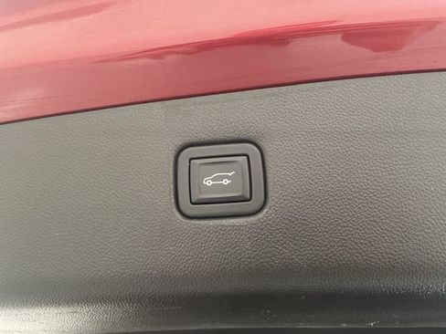 Certified 2022 Chevrolet Blazer Premier image 16