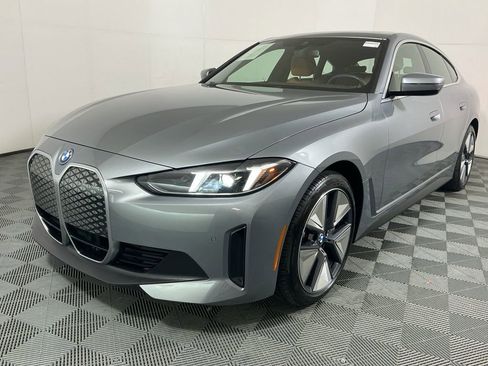 Certified 2025 BMW i4 eDrive40 w/ Premium Package image 2