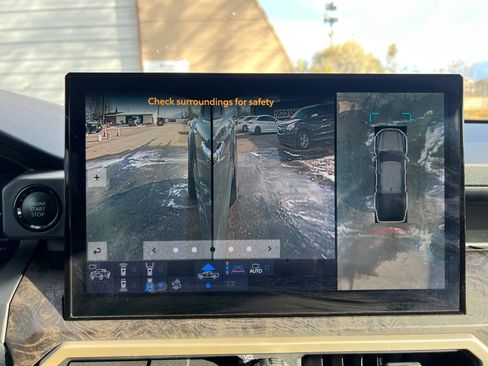 Used 2024 Toyota Tacoma Limited image 28