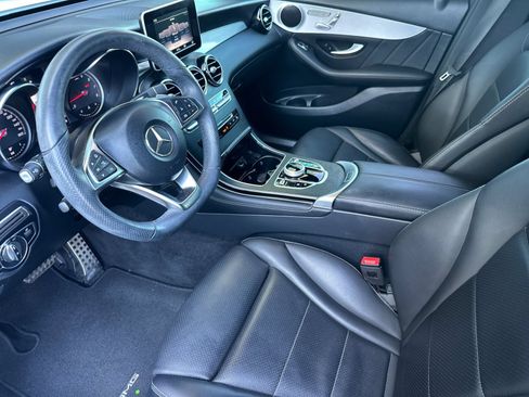 Used 2019 Mercedes-Benz GLC 300 image 11