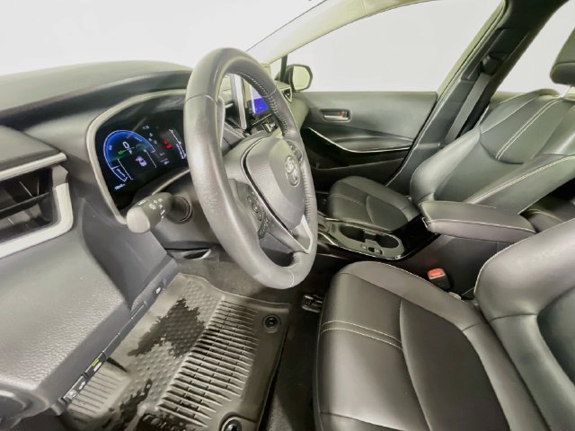Used 2024 Toyota Corolla XLE FWD image 21