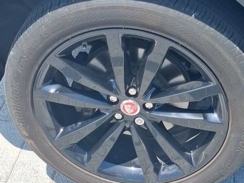 Used 2021 Jaguar E-PACE SE AWD/4WD image 19