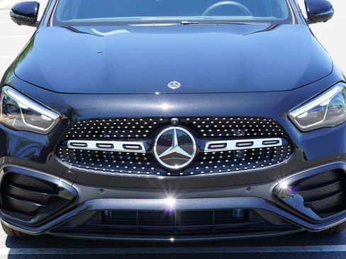 Certified 2026 Mercedes-Benz GLA 250 image 9