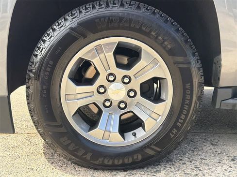 Used 2020 Chevrolet Tahoe LS w/ Enhanced Driver Alert Package image 9