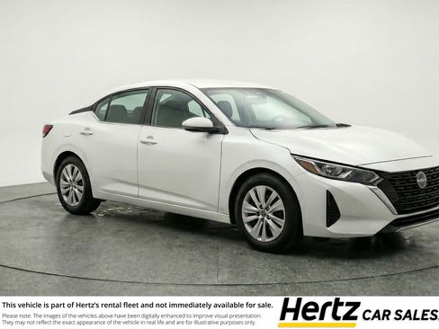 Used 2025 Nissan Sentra S image 1
