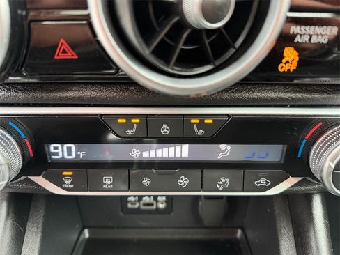 Used 2023 Nissan Sentra SR w/ SR Premium Package image 24