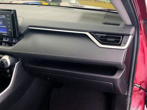 Used 2020 Toyota RAV4 LE w/ All Weather Liner Package image 13