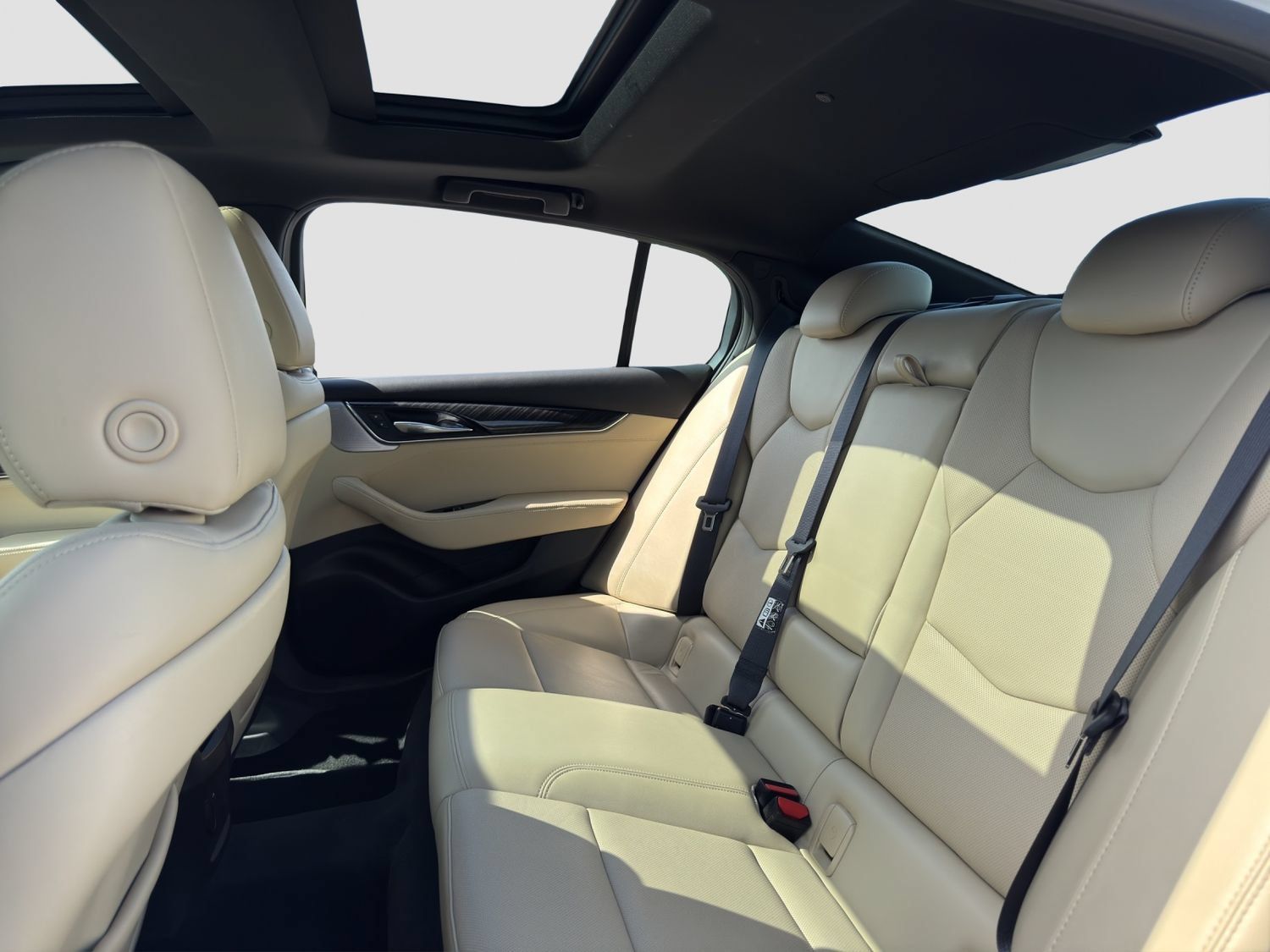 Used 2023 Cadillac CT5 Luxury AWD/4WD image 13