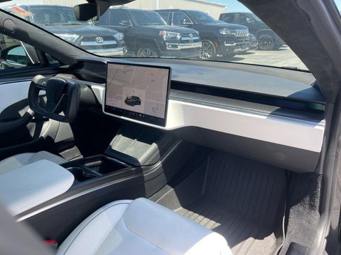 Used 2022 Tesla Model S Plaid AWD/4WD image 17