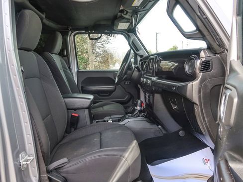 Used 2021 Jeep Wrangler Unlimited Sport AWD/4WD image 18
