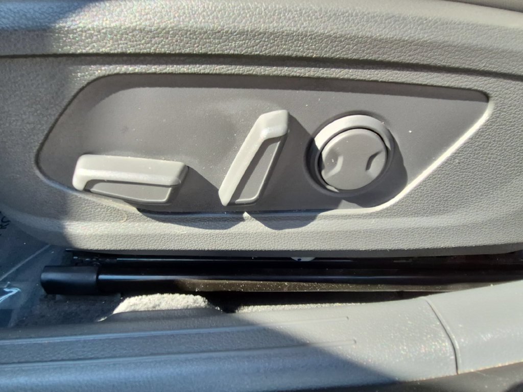 Used 2025 Hyundai Sonata SEL FWD image 14