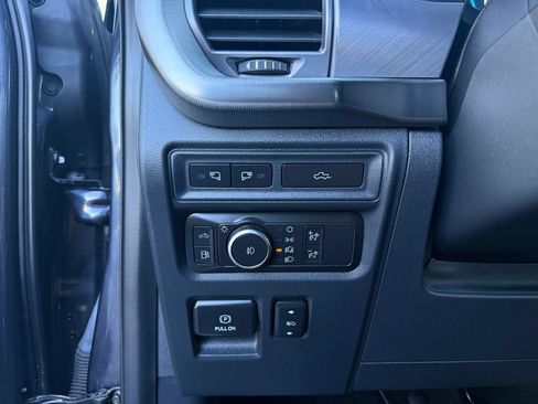 Used 2021 Ford F150 Platinum AWD/4WD image 25