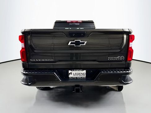Used 2023 Chevrolet Silverado 3500 High Country w/ Z71 Off-Road Package AWD/4WD image 5