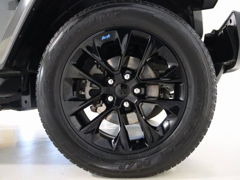 Used 2022 Jeep Wrangler Unlimited Sahara w/ Cold Weather Group image 95