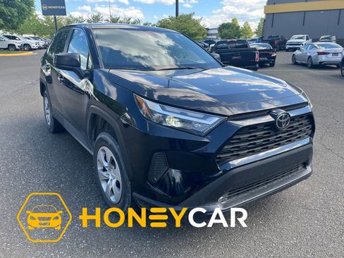 Used 2024 Toyota RAV4 LE image 1