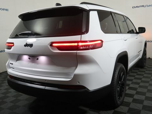 New 2025 Jeep Grand Cherokee L Altitude image 6