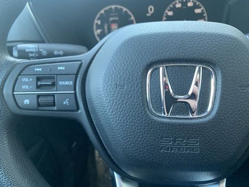 Used 2023 Honda CR-V EX image 6