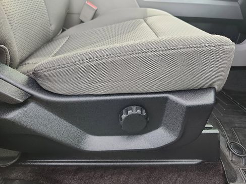 Used 2016 Ford F150 XLT w/ Equipment Group 301A Mid image 33