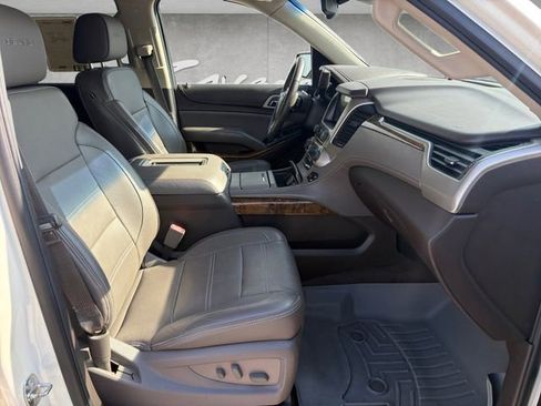 Used 2015 GMC Yukon XL Denali w/ Touring Package RWD image 24