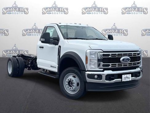 New 2026 Ford F450 XL w/ XL Chrome Package AWD/4WD image 1