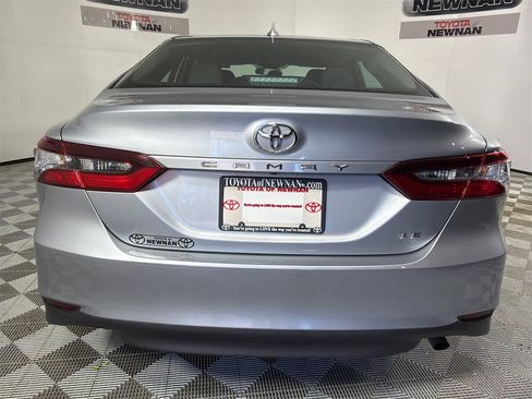 Used 2023 Toyota Camry LE image 4