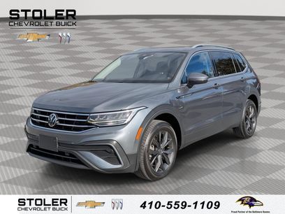 Used 2023 Volkswagen Tiguan SE w/ Panoramic Sunroof Package