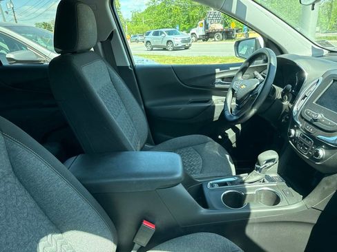 Used 2023 Chevrolet Equinox LT AWD/4WD image 18