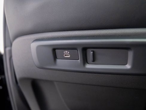 Used 2023 BMW X5 xDrive40i w/ Premium Package image 21