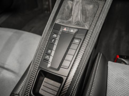 Used 2024 Porsche 718 Cayman GT4 RS image 38