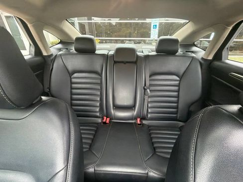 Used 2020 Ford Fusion SEL FWD image 9