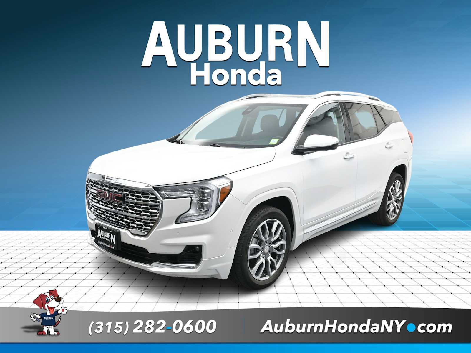 Used 2022 GMC Terrain Denali w/ Denali Premium Package AWD/4WD image 1
