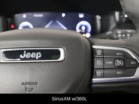 Used 2024 Jeep Compass Limited w/ High Altitude Package image 10