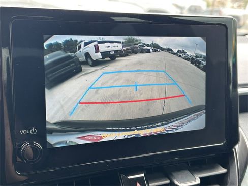 Certified 2025 Toyota Corolla LE image 25