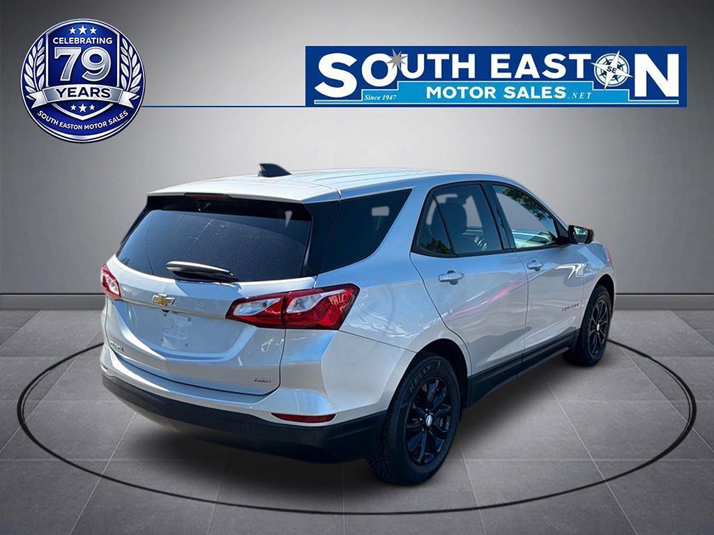 Used 2019 Chevrolet Equinox LS w/ LS Convenience Package AWD/4WD image 6