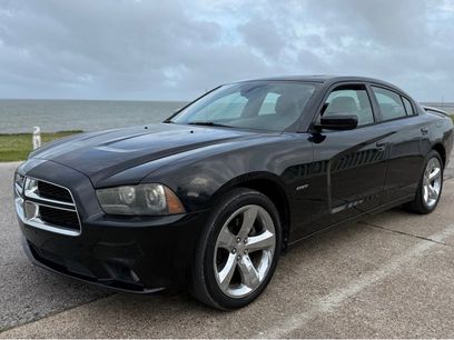 Used 2011 Dodge Charger R/T