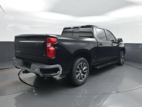Used 2022 Chevrolet Silverado 1500 LT AWD/4WD image 38
