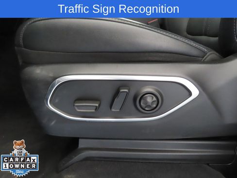 Used 2023 Jeep Wagoneer L Series III w/ Convenience Group I image 13