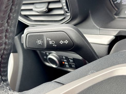 Certified 2023 Ford Explorer XLT AWD/4WD image 30