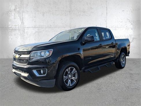 Used 2019 Chevrolet Colorado Z71 w/ LPO, Premium Interior Package image 8