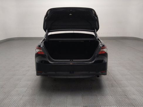 Used 2021 Toyota Camry LE w/ Carpet Mat Package (TMS) FWD image 29