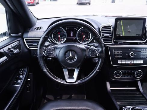 Used 2018 Mercedes-Benz GLS 450 4MATIC image 34