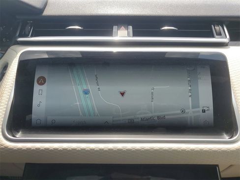 Used 2021 Land Rover Range Rover Velar R-Dynamic S image 32