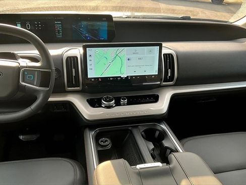 New 2025 Ford Expedition Max Active image 7