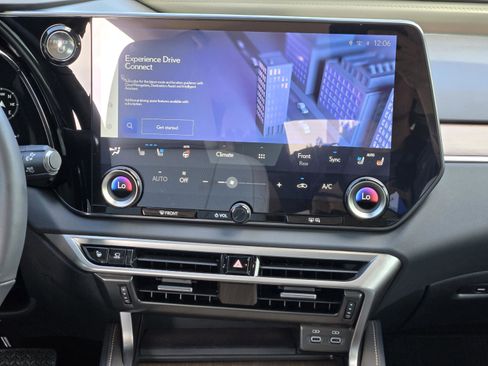 Used 2026 Lexus RX 350 w/ Convenience Package image 10