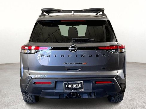 Used 2025 Nissan Pathfinder Rock Creek image 6