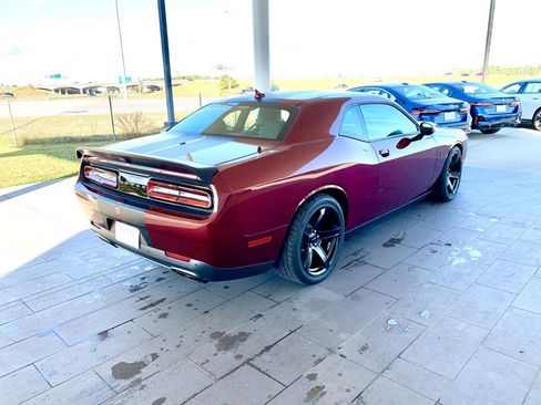 Used 2021 Dodge Challenger SRT Hellcat Redeye image 5