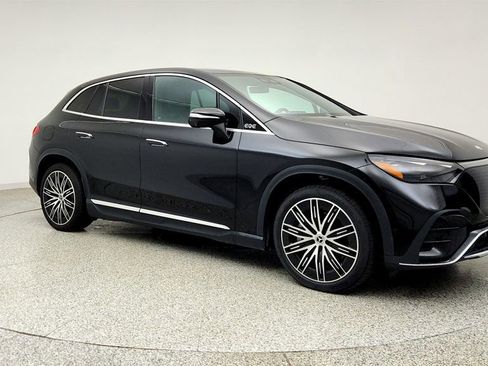 Used 2023 Mercedes-Benz EQE 350+ SUV w/ AMG Line Exterior Package image 3