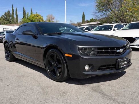 Used 2015 Chevrolet Camaro LT image 1