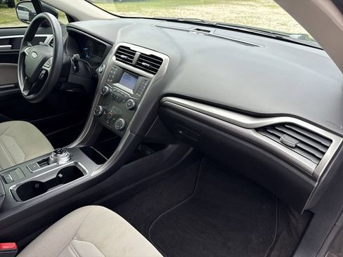 Used 2020 Ford Fusion S FWD image 26